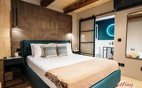 The Florian Boutique Guesthouse By Zzzing
